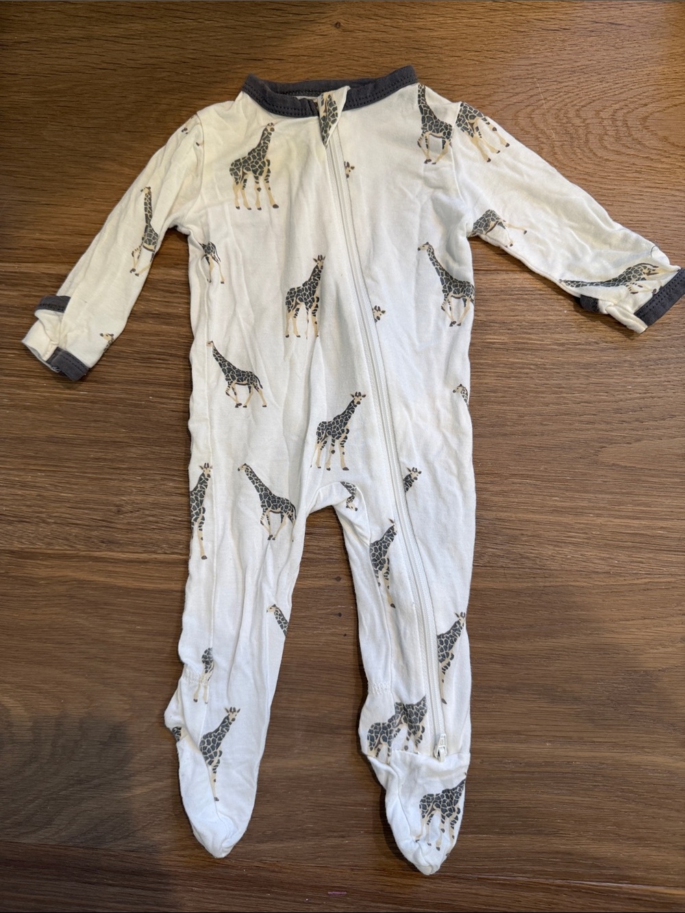 Kyte BABY Cream Giraffe-Print Footed One-Piece with Gray Trim
